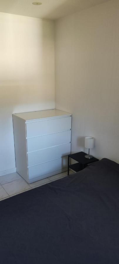Appartement T2 Climatise Dans Residence Calme كافالير سور مير المظهر الخارجي الصورة